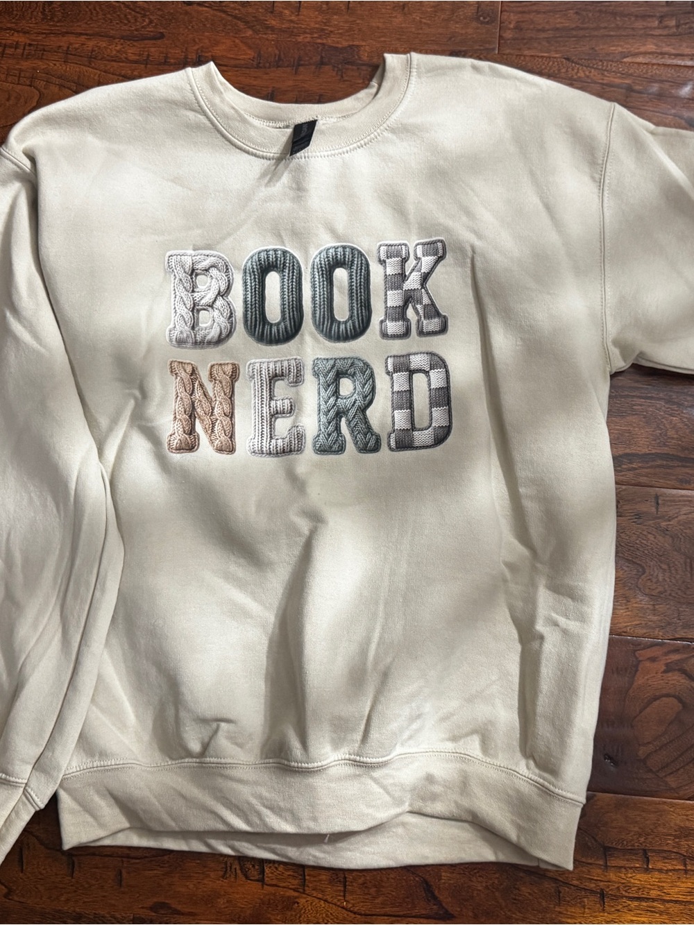 Book Nerd Crewneck - Cream